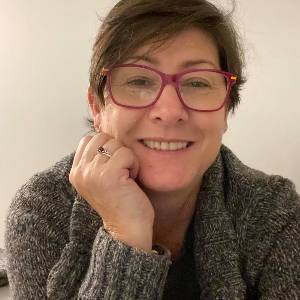 Meet your Posher, Leyla